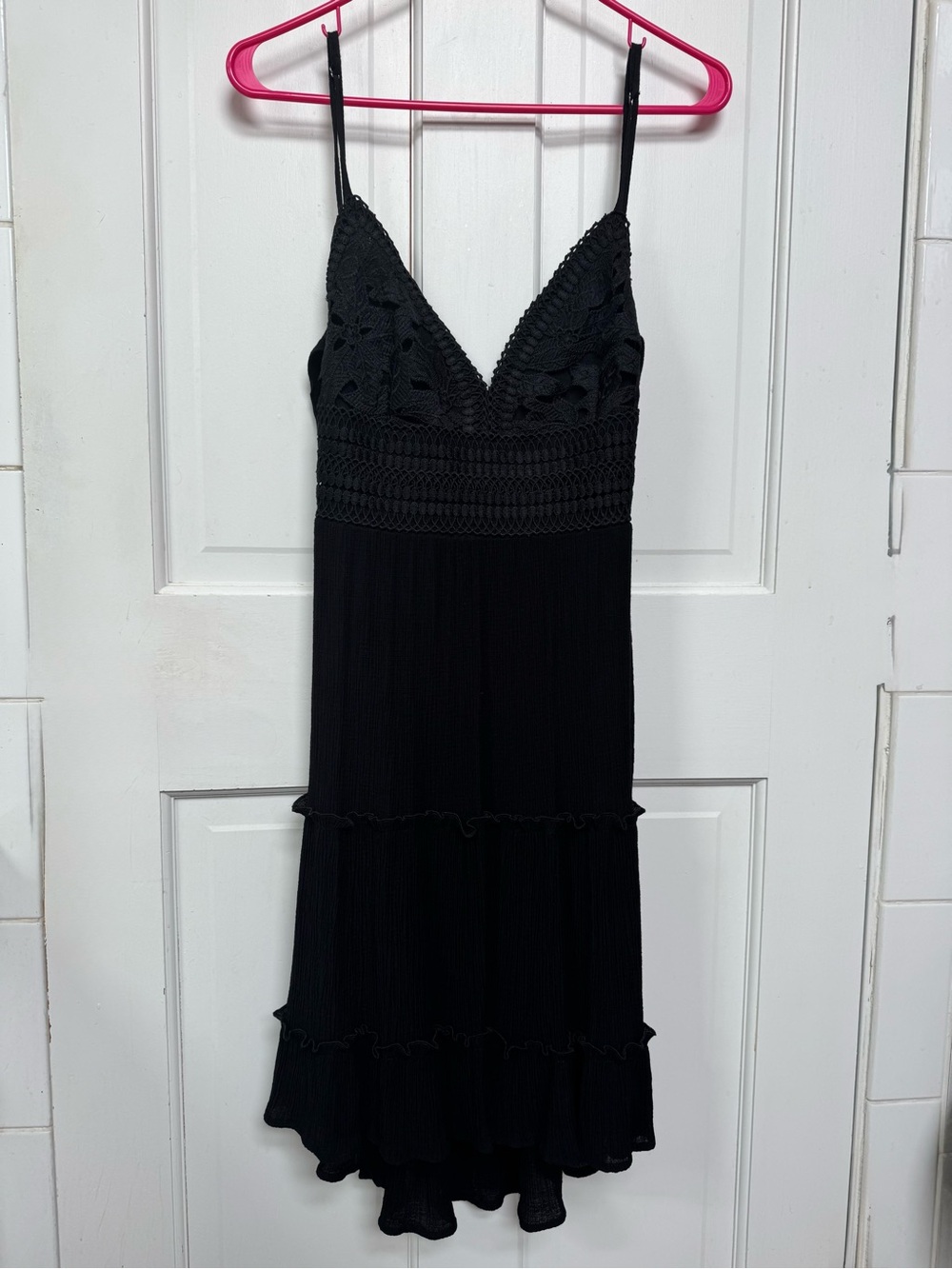 Love Tree Black Spaghetti Strap Dress